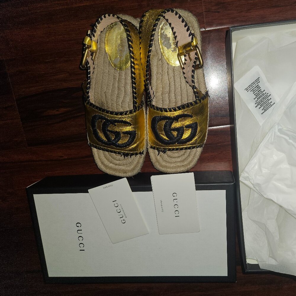 Authentic Gucci ladies sandals with original box and authenticity uk size 35.5